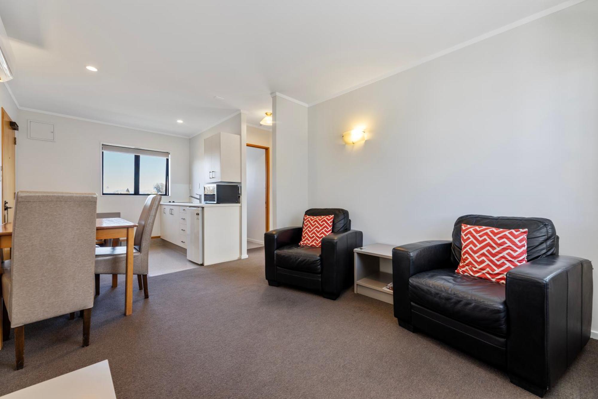 Knightsbridge Court Motor Lodge Blenheim Exterior photo